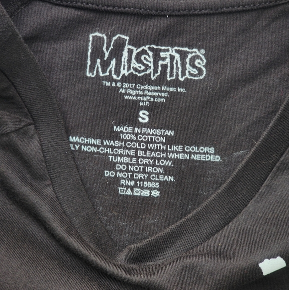 Hot Topic Misfits Fiend Club Long Sleeve Tee - Picture 5 of 5